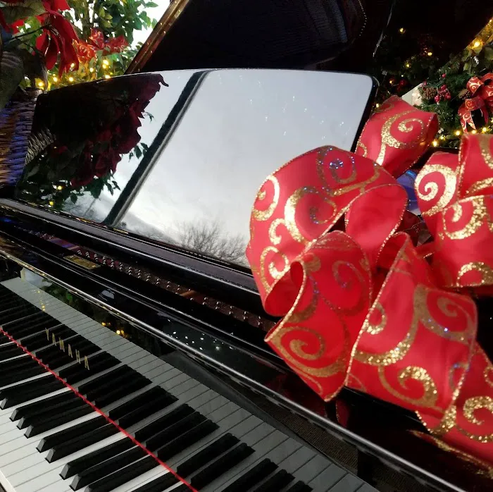 Waukesha County Conservatory of Music / Hartland Piano 5