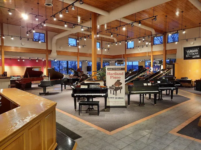 Waukesha County Conservatory of Music / Hartland Piano 5