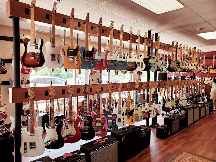 Dave's Guitar Shop 4