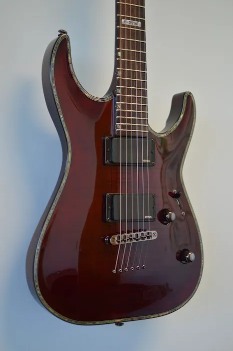 AM Guitar Works 4