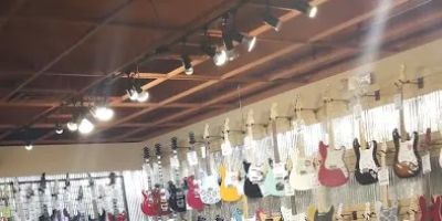Uncle Ike's Music & Sound