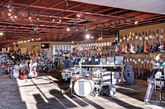 Uncle Ike's Music & Sound 4