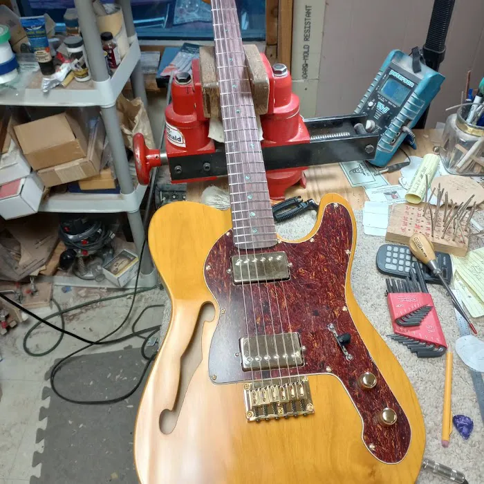 McKee Guitars 4
