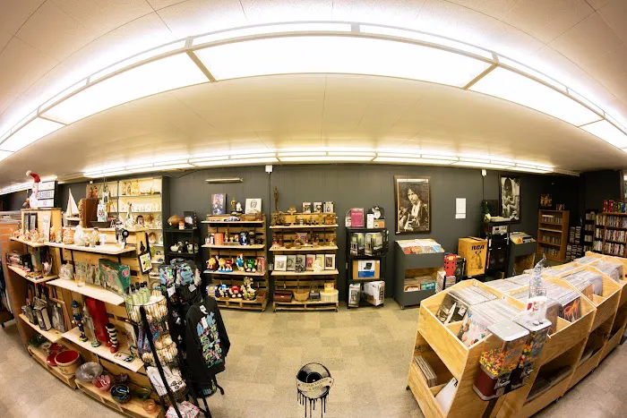 Re-Spun Records & Resale 4