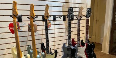 Hart House Guitars