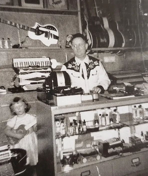 Arthur's Music Store 5