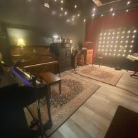 Whisper Studios ico
