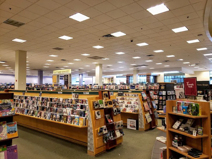 Barnes & Noble 4