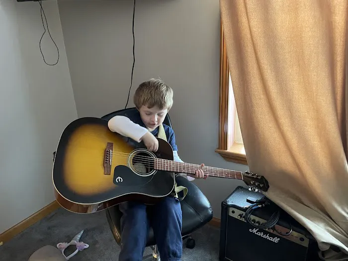 Swanny's Guitar Repair And Custom Shop 5