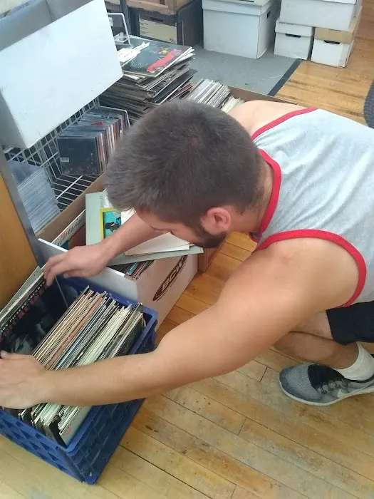 Stardust Records and Collectibles 2