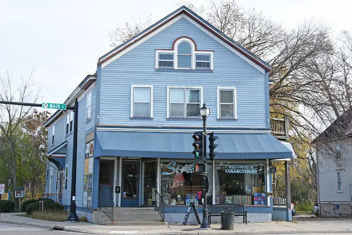 Stardust Records and Collectibles 2