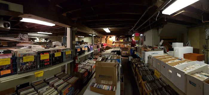 Stardust Records and Collectibles 2
