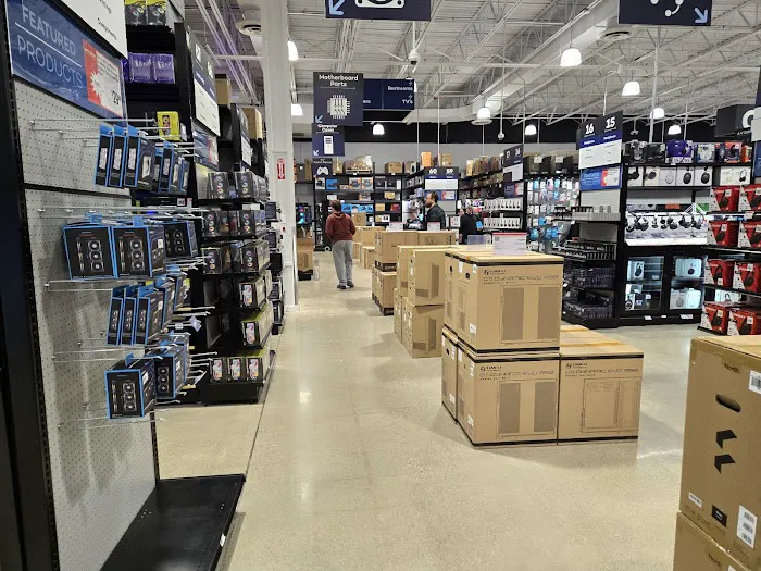 Micro Center 5