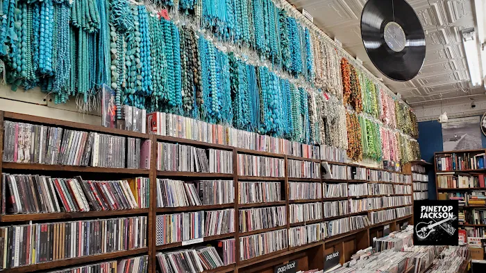 Von's Records & Posters 3