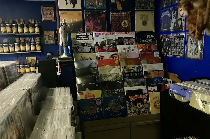 Monkey Jack's Emporium 4