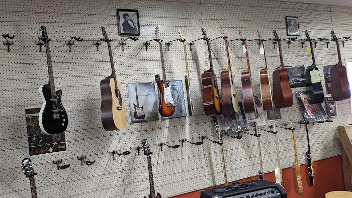 COUNTY LINE TRADING POST GLENWOOD 1