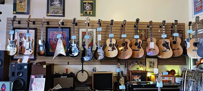 Vintage Sound At Great Lakes Trader 4