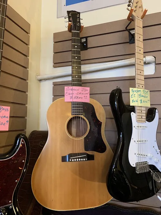 Vintage Sound At Great Lakes Trader 4