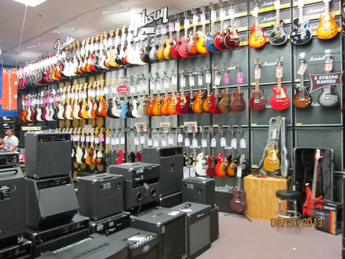 Guitar Center 4