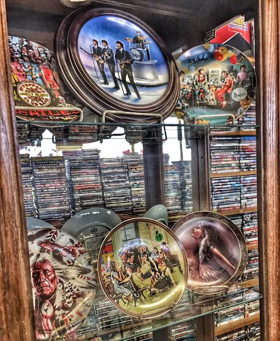 Jellybean's Used Books and Entertainment 3
