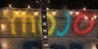 Mojo shop guitar