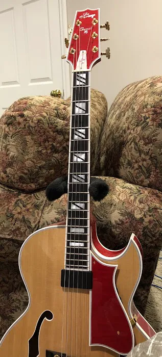 Green Oak Guitar 3