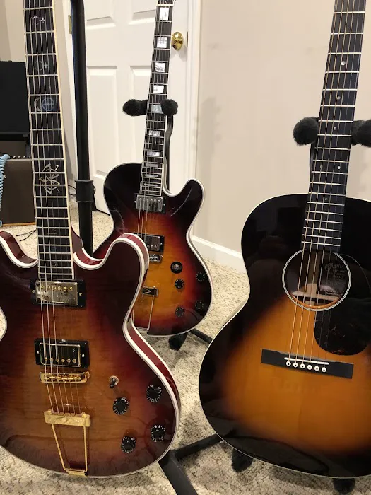 Green Oak Guitar 3