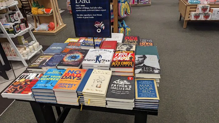 Barnes & Noble 5