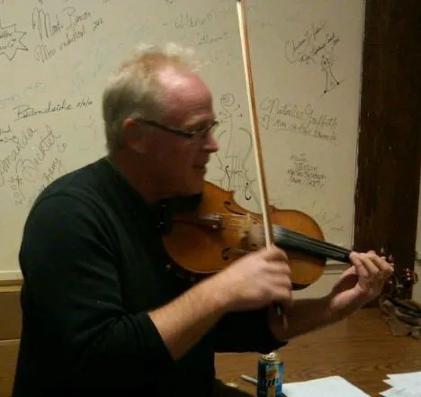 Daniel Seabolt Violin and Bowmaker 4