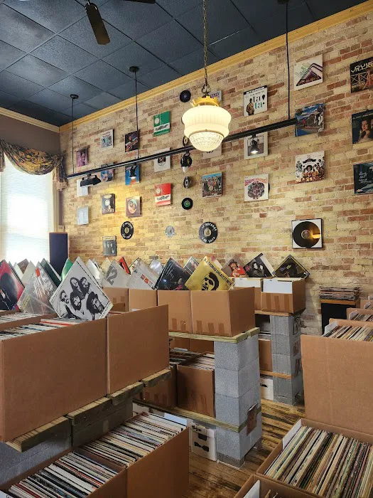 The Edge Record Store 4