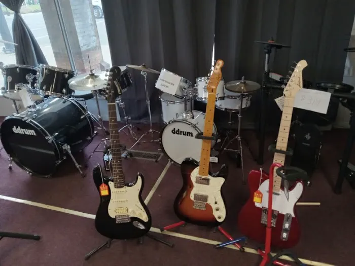 Musicians 1 Stop 3