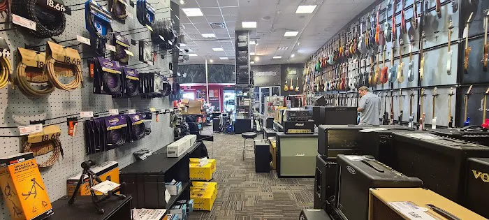 Guitar Center 4