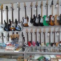 Famous Old Time Music Co ico