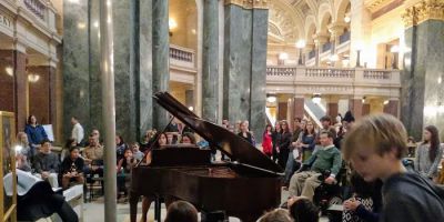Kite Suzuki Piano, Organ, and Harpsichord (Sigrun Franzen)