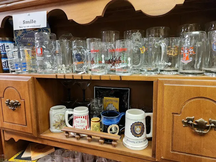 Del-Rich Loan & Neat Stuff Antiques 5