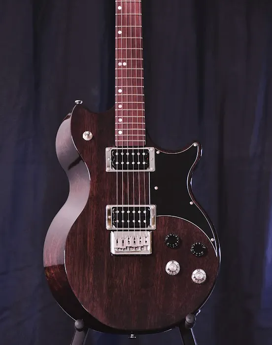 Ben Robinson Guitars 4