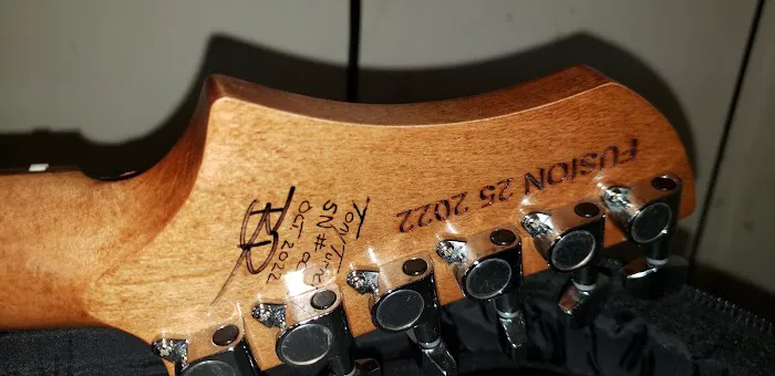 Ben Robinson Guitars 4
