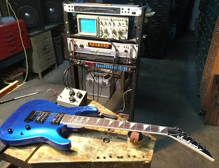 Gene Liberty's Guitar Repair 4