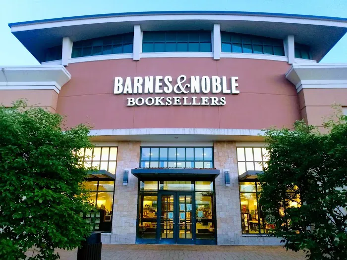 Barnes & Noble 4