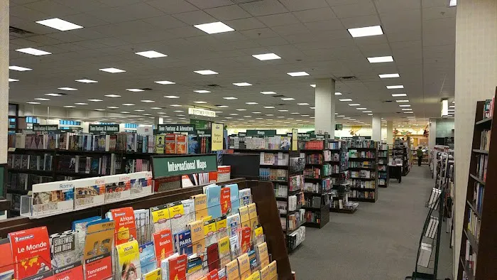 Barnes & Noble 4
