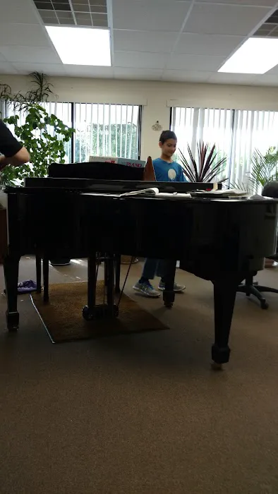 Camerons Music 4