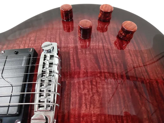 Drouillard Custom Shop Guitars 4