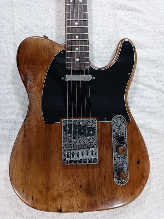 Drouillard Custom Shop Guitars 4