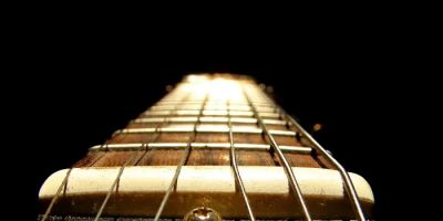 Saline Guitar Factory