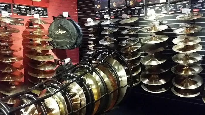 Guitar Center 4