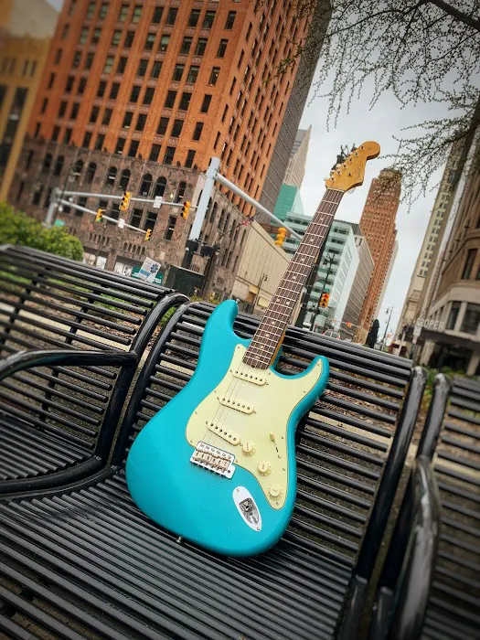 Detroit Guitar 4
