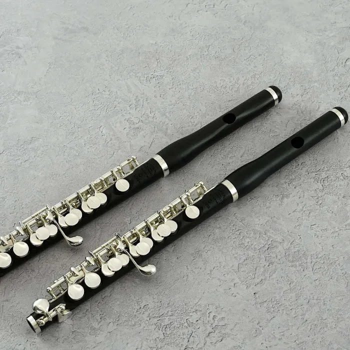 Flute World 4