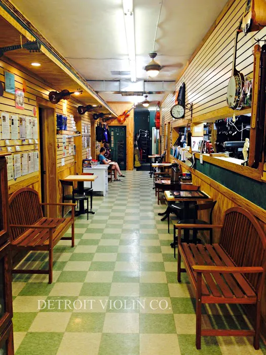 Detroit Violin Company (Waterford) 4