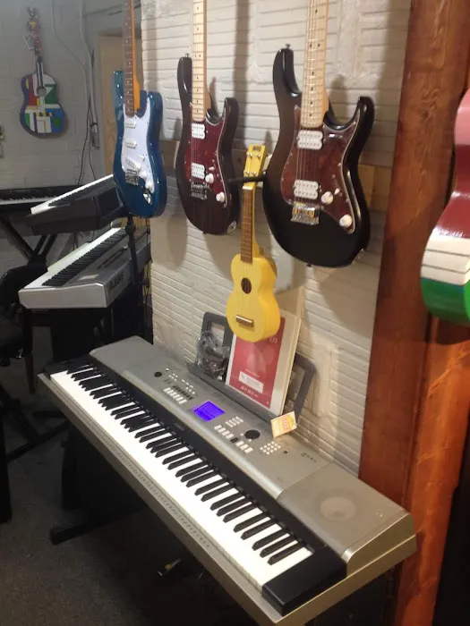 Second Hand Music 4