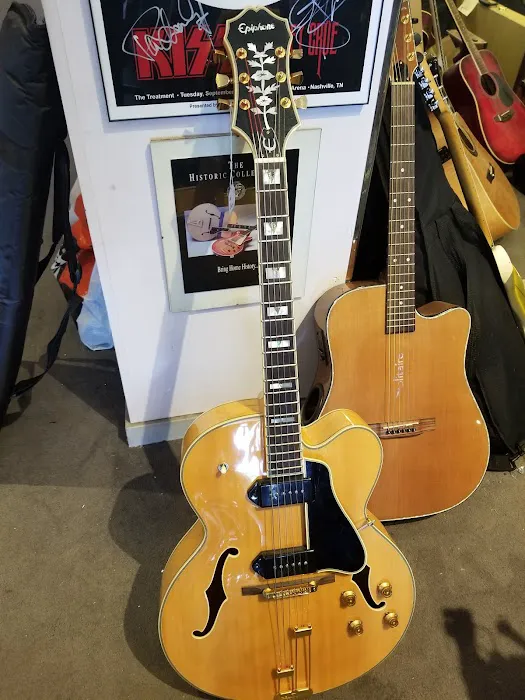 Players Guitars 5